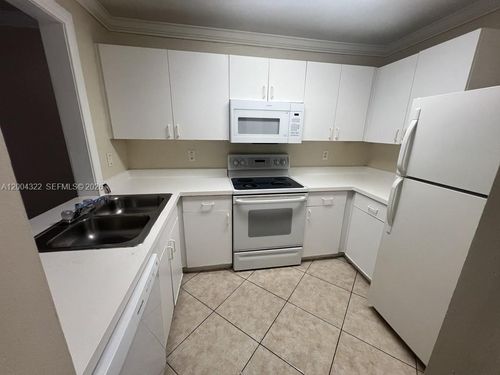 1014-1401 Village Blvd, West Palm Beach, FL, 33409 | Card Image