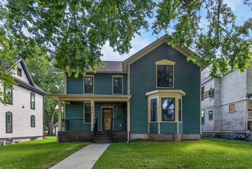 404 Allen St, Waterloo, IA, 50701-2622 | Card Image