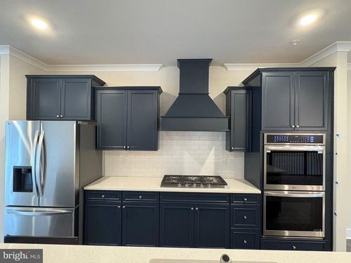 1712 Watercrossing Rd, PIKESVILLE, MD, 21208-1437 | Card Image