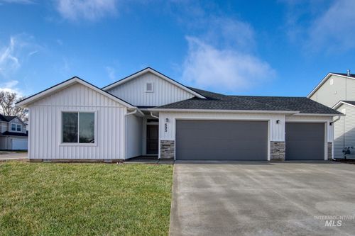 693 S Blackfoot Ave, Emmett, ID, 83617-1395 | Card Image