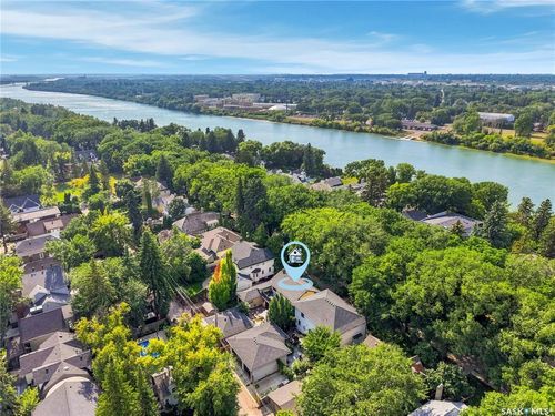 208 Saskatchewan Cres W, Saskatoon, SK, S7M0A4 | Card Image