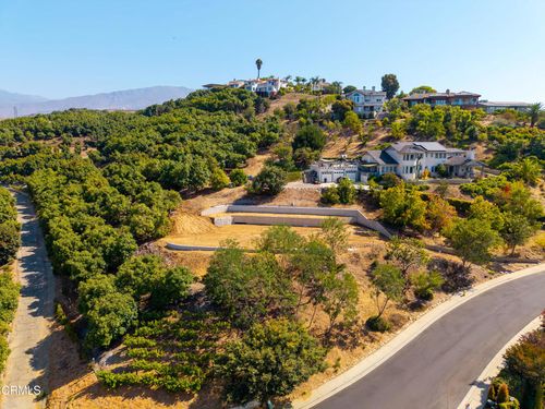 179 E View Dr, Santa Paula, CA, 93060-1642 | Card Image