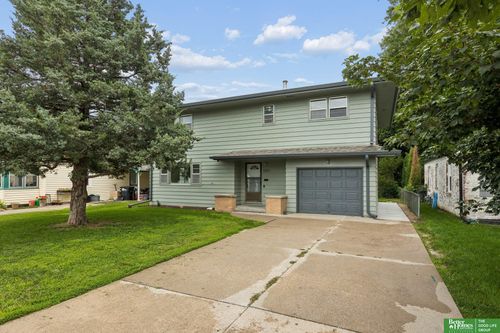 1911 S 48 Avenue, Omaha, NE, 68106 | Card Image
