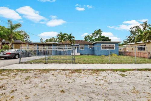 2870 Nw 169th Ter, Miami Gardens, FL, 33056-4437 | Card Image