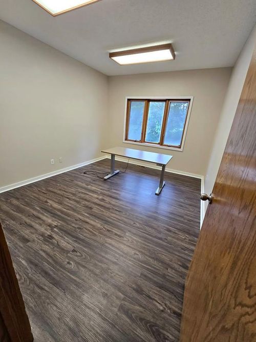 5851 Cedar Lake Rd S, Saint Louis Park, MN, 55416-1481 | Card Image