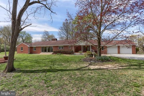 96 Schoolhouse Rd, MIDDLETOWN, PA, 17057-4019 | Card Image