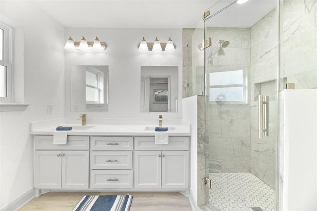 6235 Dumfries Dr, House other with 4 bedrooms, 2 bathrooms and 2 parking in Houston TX | Image 12