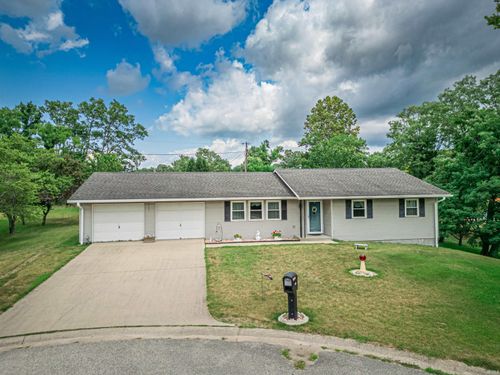 469 David Dr, Bloomfield, IN, 47424-1065 | Card Image