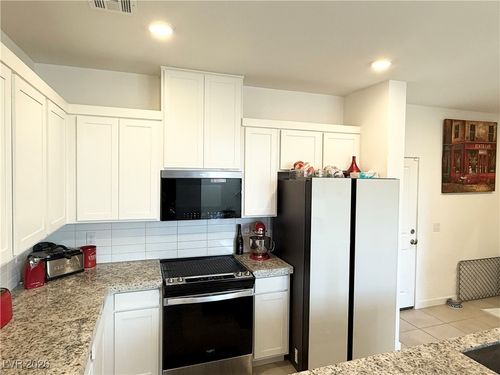 206 Freeport View Pl, Henderson, NV, 89011-5648 | Card Image