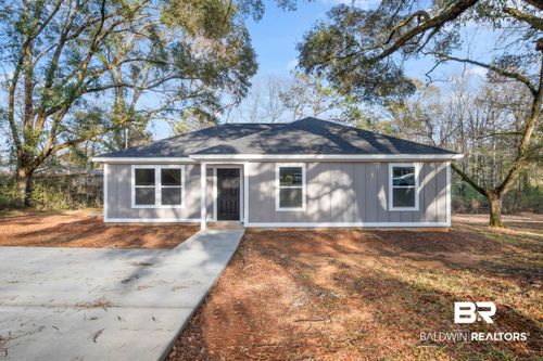 107 W 15th St, Bay Minette, AL, 36507-5032 | Card Image