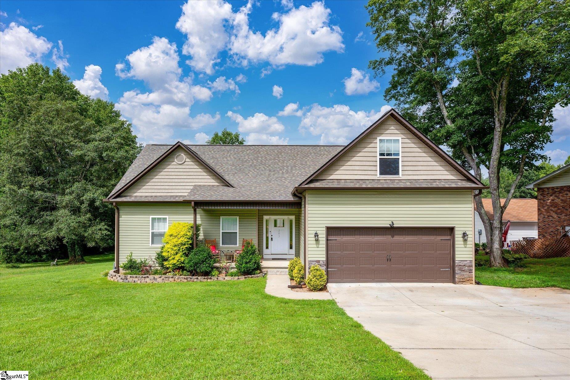Tubbs Mountain Rd, Travelers Rest, SC 29690