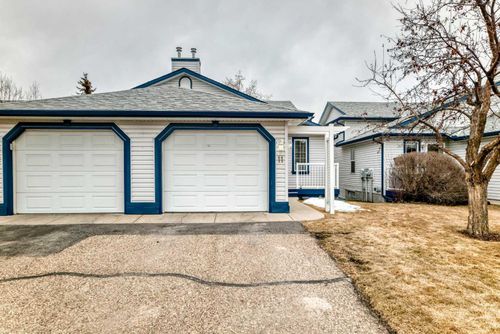 11-33 Stonegate Drive Nw, Airdrie, AB, T4B2V6 | Card Image