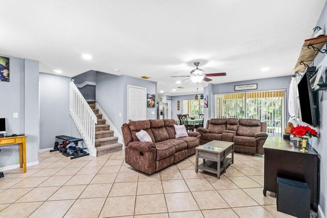 6132 United St, Condo with 3 bedrooms, 3 bathrooms and null parking in West Palm Beach FL | Image 5