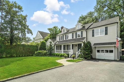 52 Intervale Pl, Rye, NY, 10580-3513 | Card Image
