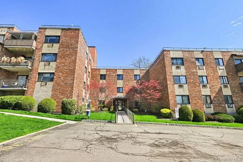 apt-302-115 Dehaven Dr, Yonkers, NY, 10703-1209 | Card Image