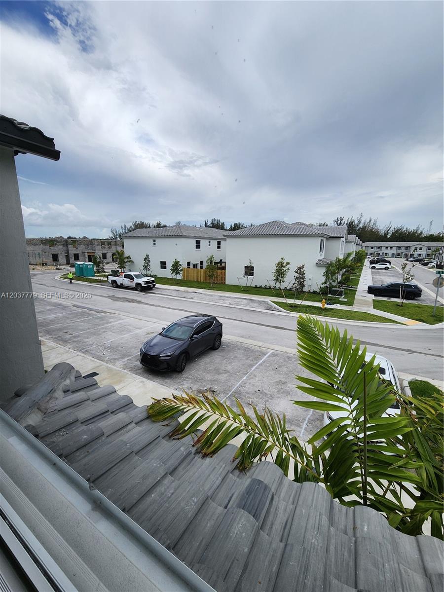 Residential Lease in Florida City 3