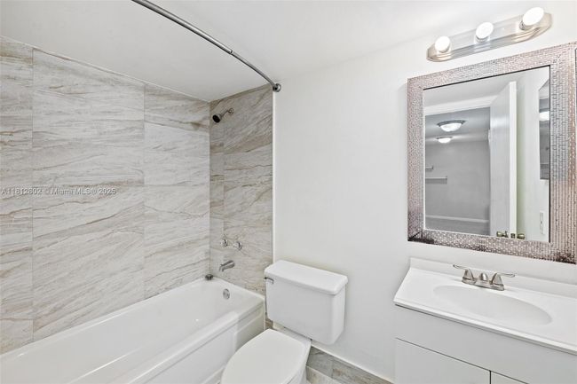 APT-210 - 2302 S Cypress Bend Dr, Condo with 2 bedrooms, 2 bathrooms and null parking in Pompano Beach FL | Image 24