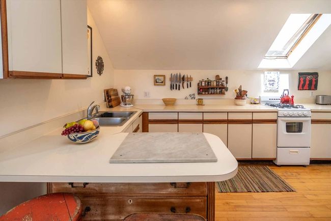 188 Waldrons Bottom Rd, House other with 2 bedrooms, 2 bathrooms and 4 parking in West Tisbury MA | Image 15
