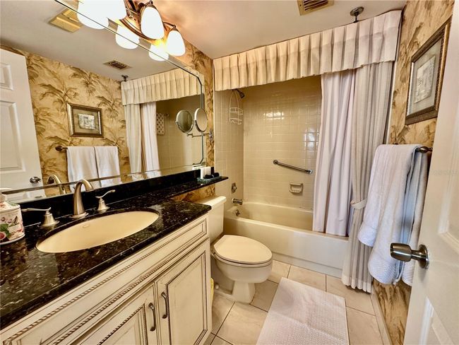 APT-501 - 15462 Gulf Blvd, Condo with 2 bedrooms, 2 bathrooms and null parking in MADEIRA BEACH FL | Image 16