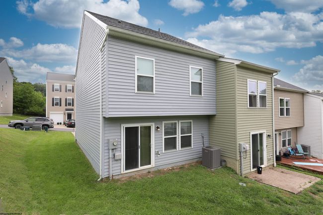 135 Inlet St, Townhouse with 2 bedrooms, 3 bathrooms and 2 parking in Morgantown WV | Image 21