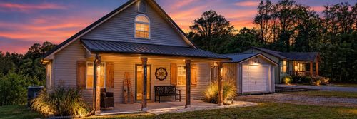 446 Oak Dr, Smithville, TN, 37166-7466 | Card Image