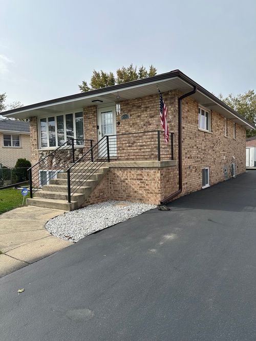 8532 S 78th Ave, Bridgeview, IL, 60455-1753 | Card Image