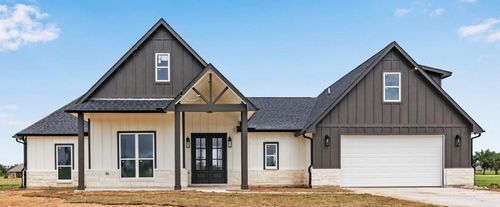 820 Angus Trl, Angleton, TX, 77515-1419 | Card Image