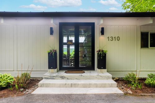 1310 Dorset Hill Rd, East Dorset, VT, 05253-9624 | Card Image