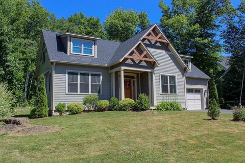 17 Stone Ridge Drive, Northampton, MA, 01060 | Card Image