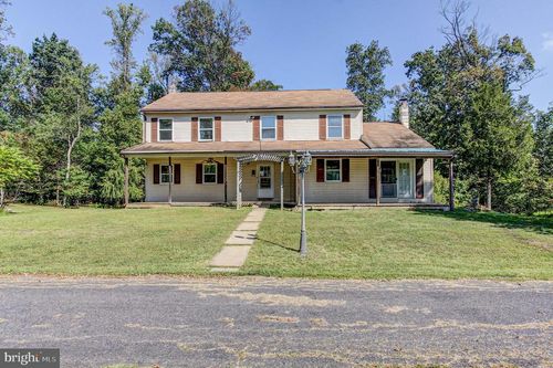 2030 Upper Ridge Rd, Green Lane, PA, 18054-9417 | Card Image