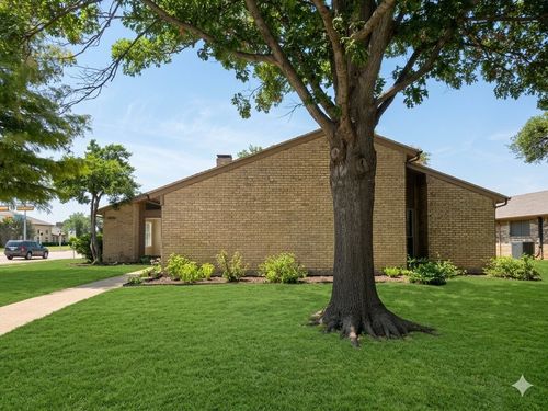 936 E Berkeley Dr, Richardson, TX, 75081-5201 | Card Image