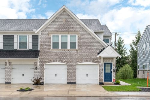2677 Verdant Ln, Fairborn, OH, 45324-3570 | Card Image