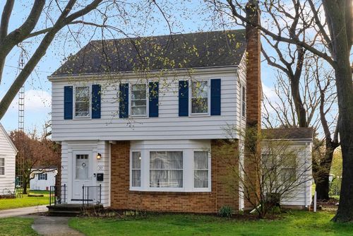37 Forest Park Boulevard, Janesville, WI, 53545 | Card Image