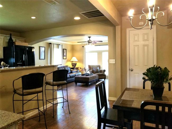 1128 Airline Dr, House other with 3 bedrooms, 2 bathrooms and null parking in Grapevine TX | Image 7
