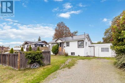 6756 Eustace Rd, House other with 5 bedrooms, 2 bathrooms and 2 parking in Sooke BC | Image 3