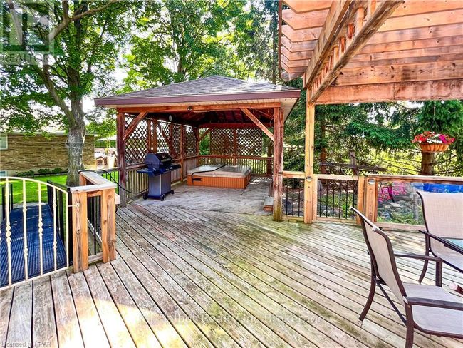 81276 Westmount Line, House other with 3 bedrooms, 4 bathrooms and 10 parking in Goderich ON | Image 26