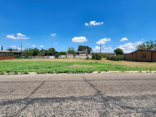 3909 Dixon St, Big Spring, TX, 79720-6918 | Card Image