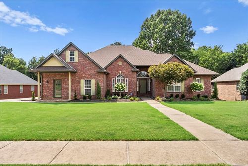 4018 Saulsbury St, Springdale, AR, 72762-8222 | Card Image