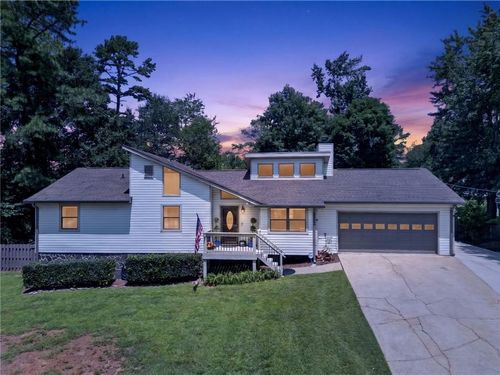 6164 Pine Dale Ln, Douglasville, GA, 30135-2382 | Card Image