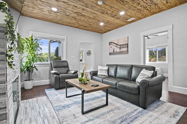 424 Malverne Rd, House other with 4 bedrooms, 2 bathrooms and null parking in West Palm Beach FL | Image 12