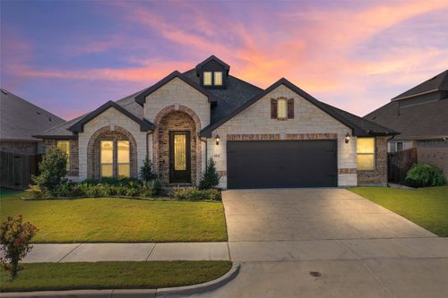 8808 White Rock Ln, Argyle, TX, 76226-2804 | Card Image