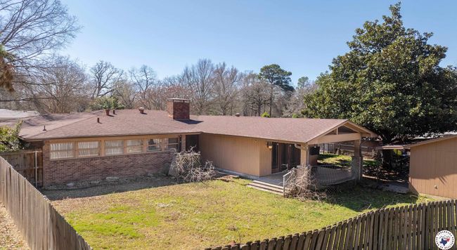 1300 Brazos St, House other with 3 bedrooms, 3 bathrooms and null parking in Texarkana TX | Image 4