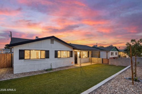1017 E El Caminito Dr, Phoenix, AZ, 85020-3723 | Card Image