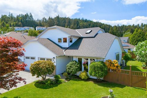 810 Colonia Dr, Ladysmith, BC, V9G1N3 | Card Image