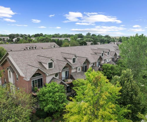 2936 Signature Blvd, Ann Arbor, MI, 48103-6943 | Card Image