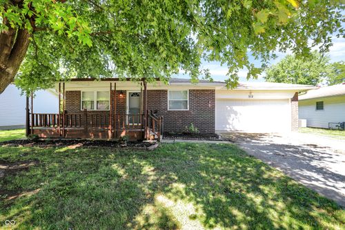 912 W Sixth St, Greenfield, IN, 46140-1707 | Card Image