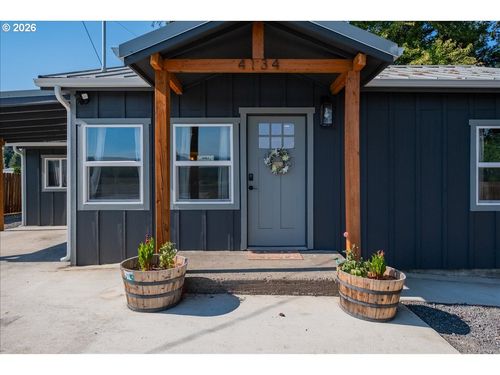 4134 Highway 20, Sweet Home, OR, 97386-3134 | Card Image