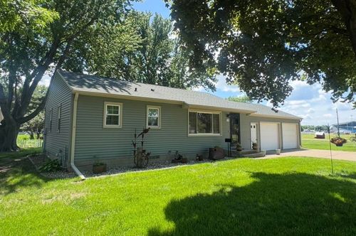 114 W 17th St, Spencer, IA, 51301-3429 | Card Image