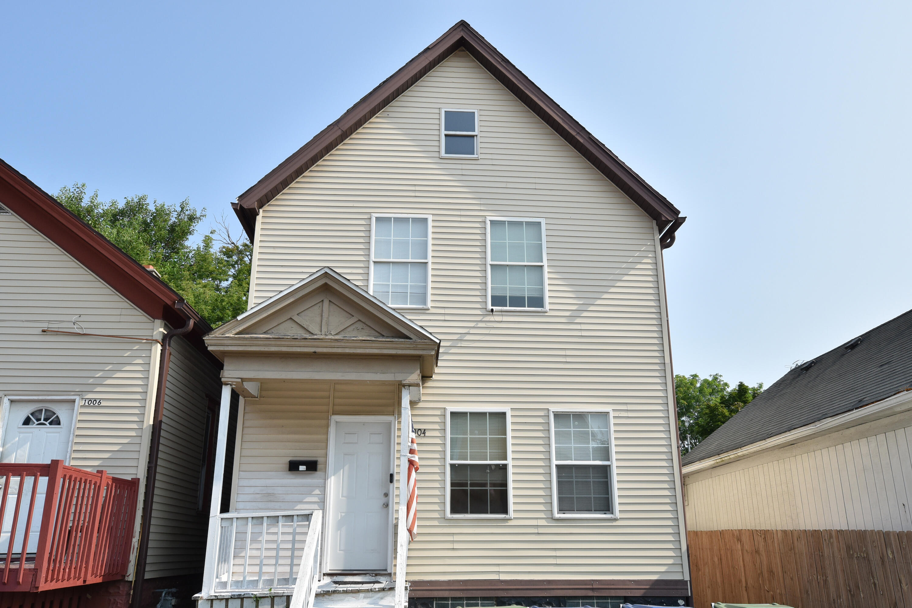 Mineral St, Milwaukee, WI 53204