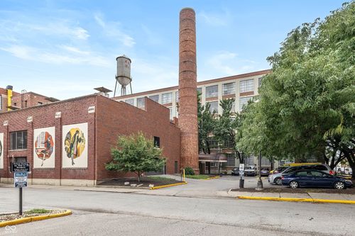 105-611 N Park Ave, Indianapolis, IN, 46204-1681 | Card Image
